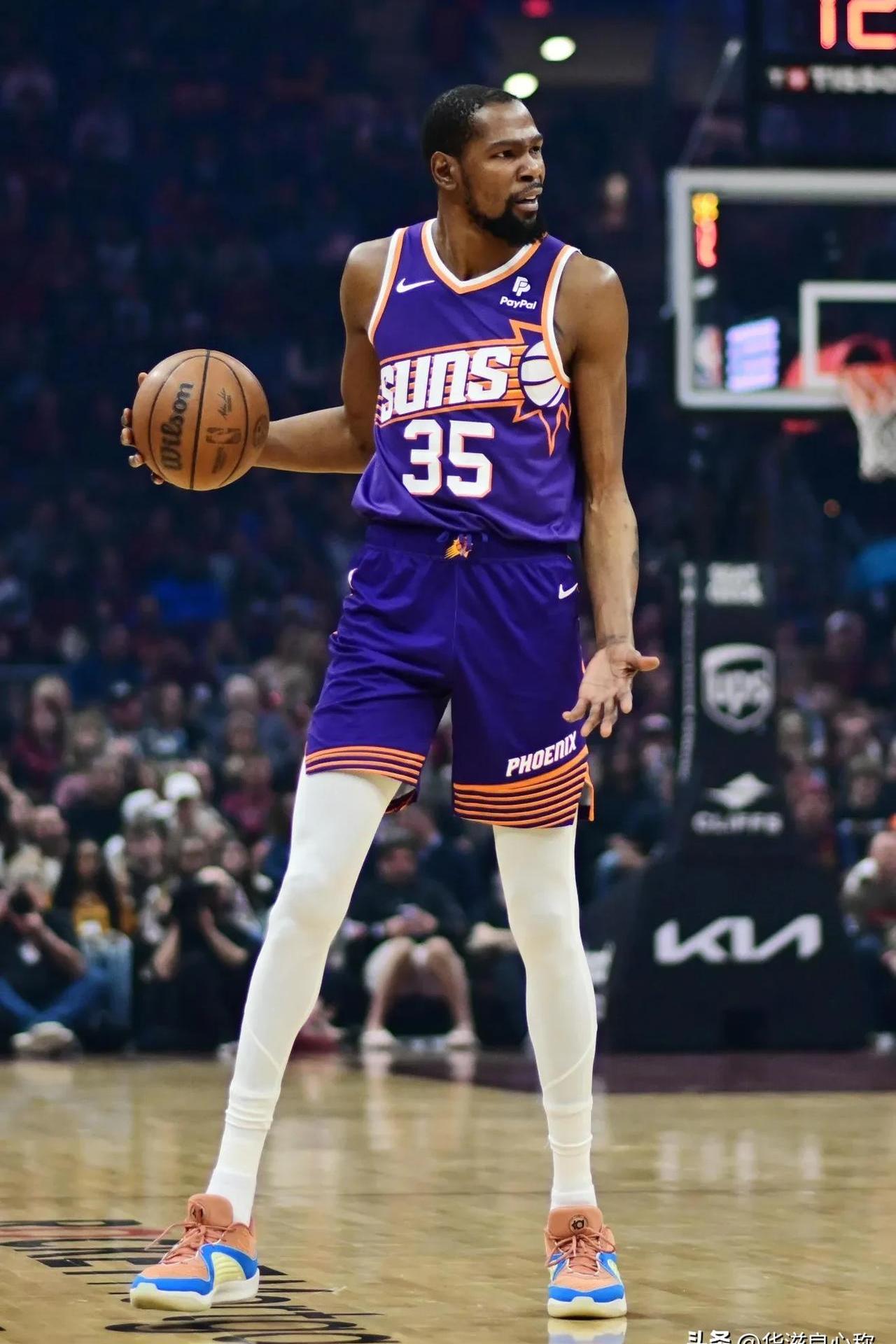 英雄联盟攻略-战术调整首场状态出色，德国队观众沸腾！，杜兰特重返赛场气势如虹延续(杜兰特国际赛场荣誉)