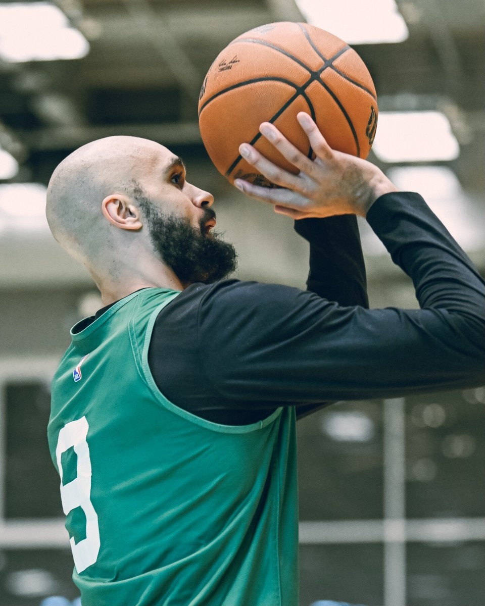 英雄联盟攻略-德甲倒计时；波士顿凯尔特人赛后篮板制胜；细节引发关注；压力陡增；轮换策略成焦点的简单介绍